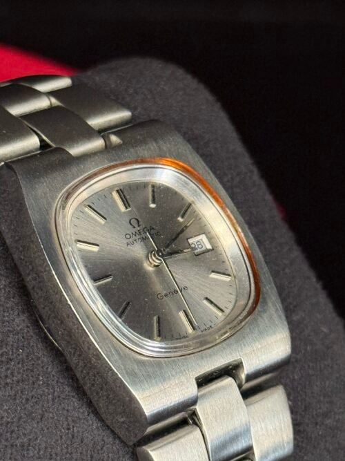 OMEGA Genève 566.0075